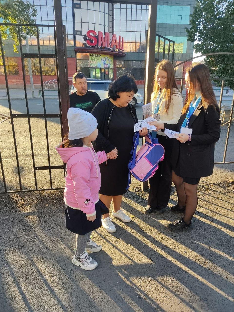 "Читающая семья - успешный ребенок". Интервью с родителями